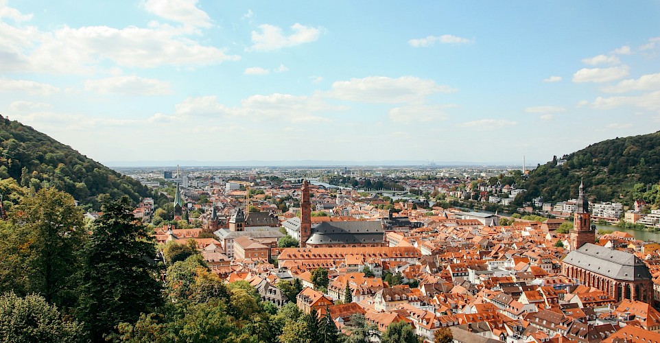 The charming red rooftops of Heidelberg’s old town. Unsplash@BrinaBlum