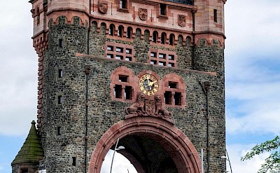 Nibelungen Bridge Tower in Worms. Pexels@WolfgangWeiser