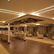 Lounge | Nebu | Bike & Boat Tour