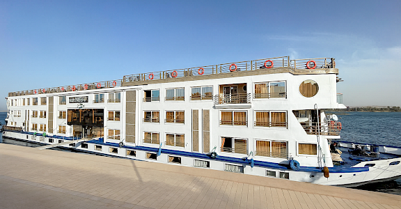 Nebu | Bike & Boat Tour