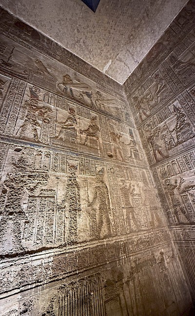 Dendera Temple. toBBT