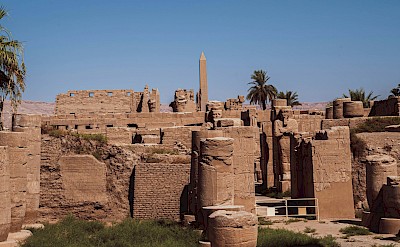 Karnak Temple Complex – Vast ruins filled with towering pylons, obelisks, and sanctuaries. unsplash@2h Media