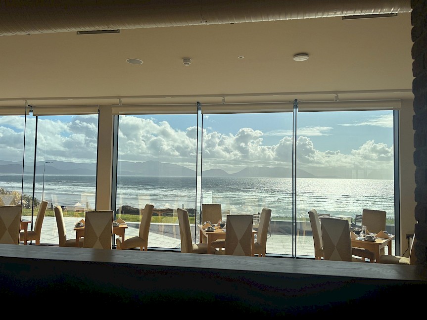 Restaurant on Inch Beach. CC:Author