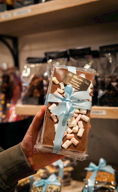 Belgian Chocolate Gift Bar from one of Belgium’s famous chocolatiers. pexels@warrecreates