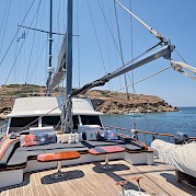 Foredeck | Virtuoso | Boat & Bike Tour