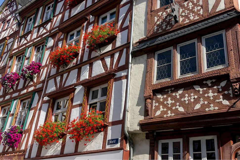 Half-timbered houses in Bernkastel-Kues. Unsplash@Eva Darron