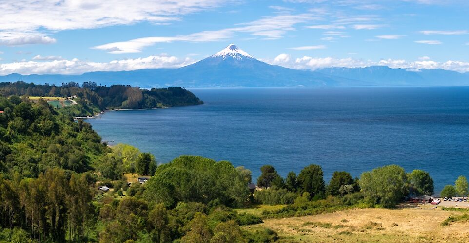 Osorno Volcano overlooking Lake Llanquihue. toAT