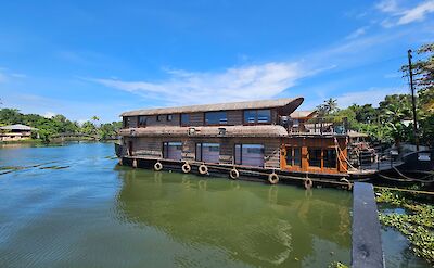 India Houseboat | Bike & Boat Tour