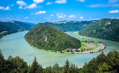 The Great Danube Loop at Schl&ouml;gen. Pixabay:Leonard Niederwimmer