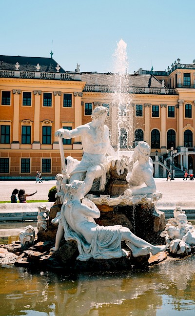 Fountain in Vienna, Austria. Unsplash@Aestelle