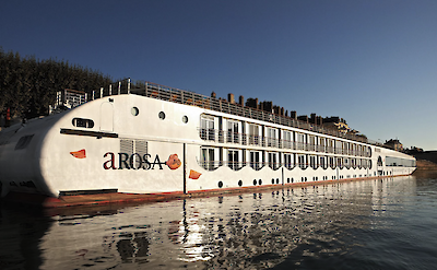 Luna | Bike & Boat Tour