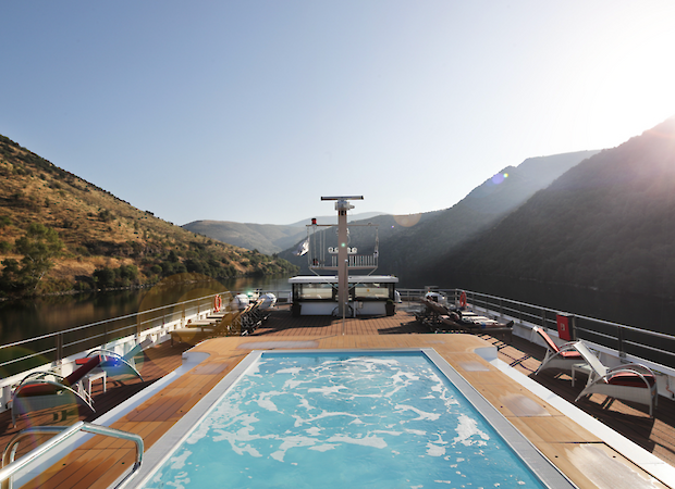 Outdoor Pool | Luna | Bike & Boat Tour