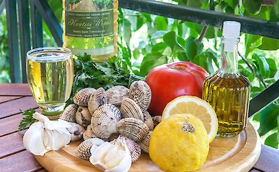 Fresh seafood and local ingredients from the Peloponnese coast. unsplash@AlexanderTorro