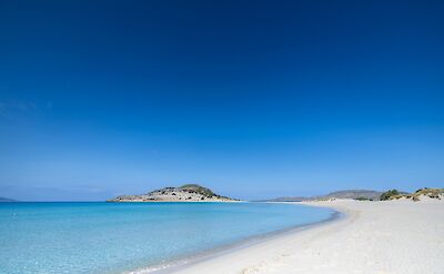 Shallow turquoise shoreline at Simos Beach, Elafonisos Island. toABB