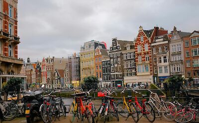 A typical Amsterdam streetscape. pexels:mlkbnl