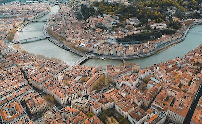 Aerial view of Lyon at the meeting of the Rh&ocirc;ne and Sa&ocirc;ne rivers. unsplash:WillianJustendeVasconcellos