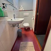 Ensuite Bathroom | Clair de Soleil | Bike & Boat Tour
