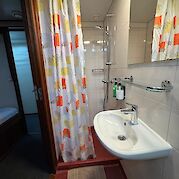 Shower | Clair de Soleil | Bike & Boat Tour