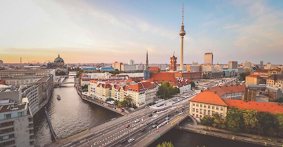 Berlin skyline and the Fernsehturm. unsplash:FlorianWehde