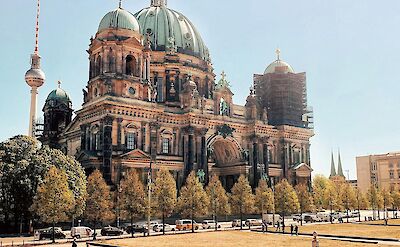 Berlin Cathedral on Museum Island. unsplash@KarliCumber