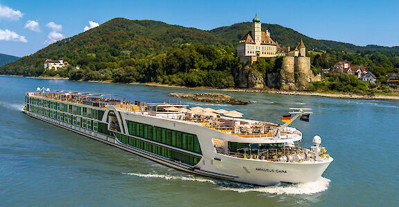 Amadeus Cara | Bike & Boat Tour
