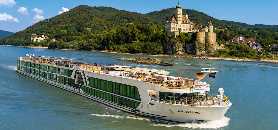 Amadeus Cara | Bike & Boat Tour