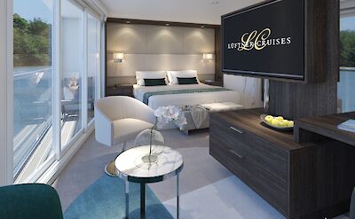 Suite | Amadeus Aurea | Bike & Boat Tour