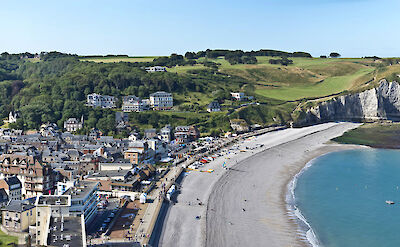 &Eacute;tretat on Normandy&rsquo;s Alabaster Coast. toTN