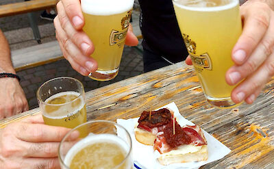A refreshing drink stop during the ride. toGL