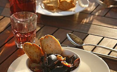 Fresh seafood and local cuisine. toGL