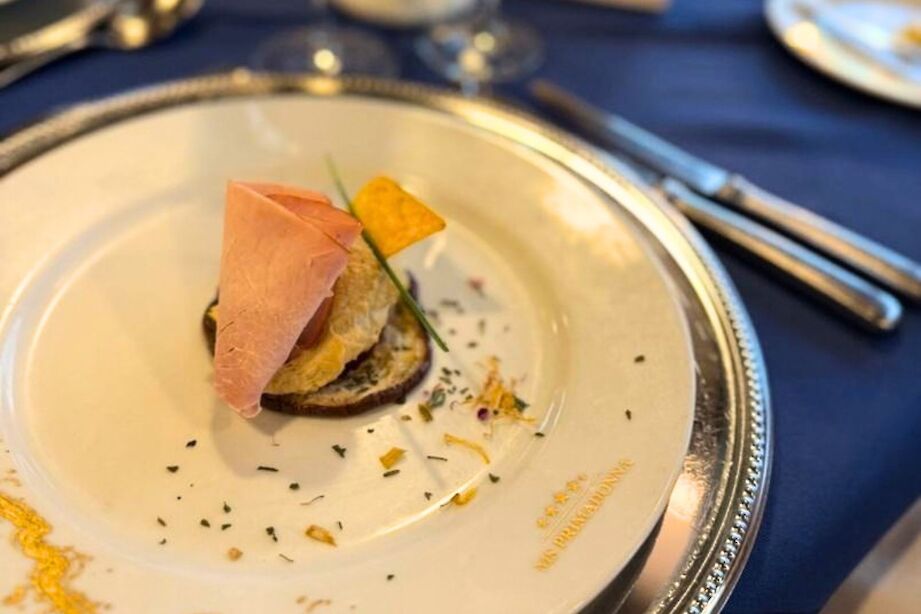 Appetizer onboard the Primadonna. CC:Stuart Fabel