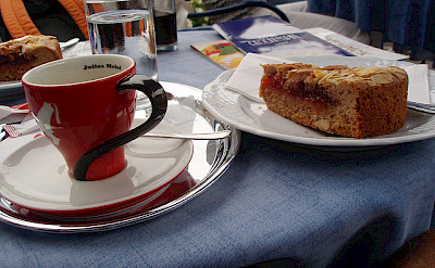 'Linzertorte with Kaffee' in Linz, Austria. Flickr:MuntyPix