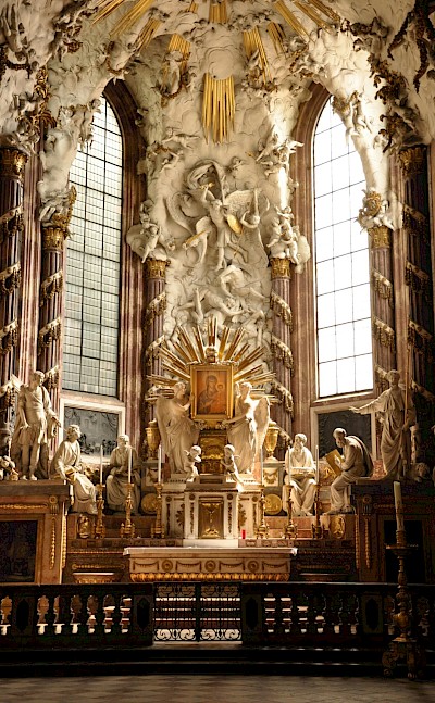 Ornate cathedral interior, Vienna, Austria. Unsplash@June O