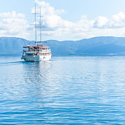 Harmonia sailing the Adriatic | Bike & Boat Tours