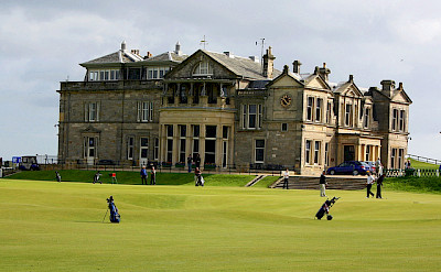 St. Andrews famous golf course in Fife, Scotland. Photo via Flickr:madu-ussike