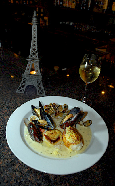 Sole and mussels in Paris! Flickr:NwongPR