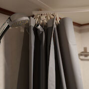 Shower | Clair d’Etoile | Bike & Boat Tour