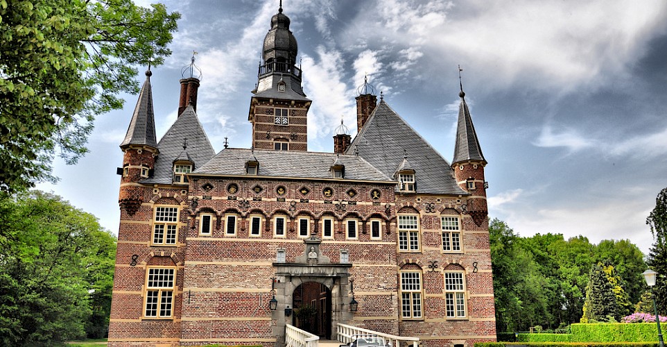 Castle in Cuijk, the Netherlands. Flickr:Stephan Dufornee en Twan van de Valk 