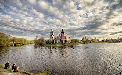 Fishing in Staraya Russa, Novgorod Oblast, Russia. Flickr:Andrey Korchagin 