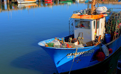 Fishing in Algarve. Photo via Flickr:Roberto.Jorge