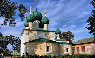 Alekseyevsky Monastery in Uglich. Photo via Flickr:Alexxx1979 