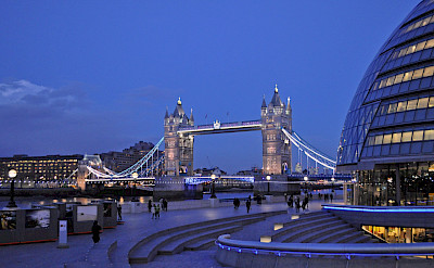 London Bridge in London, the capital of England. Flickr:Harshil Shah