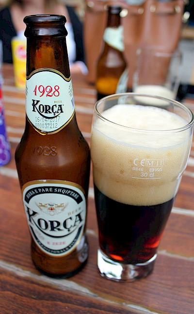 Dark Korçë beer (birra) in Albania. CC:arianit