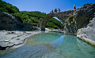 Katiu Bridge in Përmet, Albania. Flickr:Arbenllapashtica