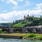 Premium Bamberg to Frankfurt - Bridge in Würzburg, Germany. Unsplash@Mateo Krossler