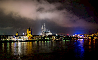 Another great view of the Cathedral and Bridge in Cologne, Germany. Flickr:Janniknitz 