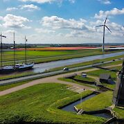 Sailing through the tulip fields | Wapen Fan Fryslân | Bike & Boat Tour