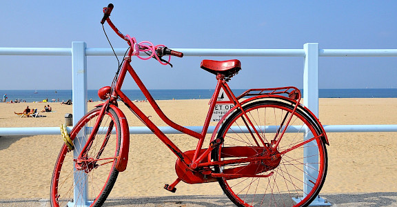 Biking in Scheveningen, the Netherlands. Flickr:FaceMePLS