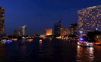Bangkok aglow at night. Thailand. Photo via Flickr:vngrijl