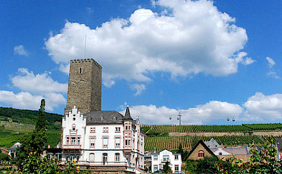 Beautiful countryside of castles and vineyards near Rudesheim, Germany. Photo via Flickr:Chico